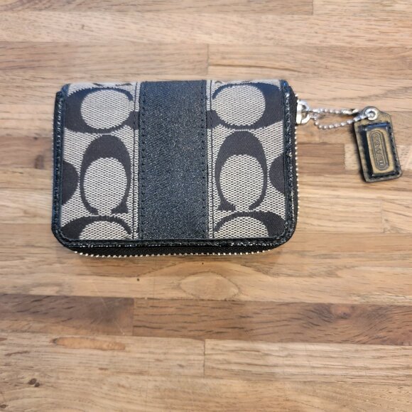 Coach Wallet/Coin Purse Small Zip Around - Picture 1 of 9